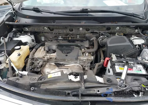 2017 Toyota Rav4 Xle z USA, uszkodzony, nr VIN JTMWFREV2HJ130675